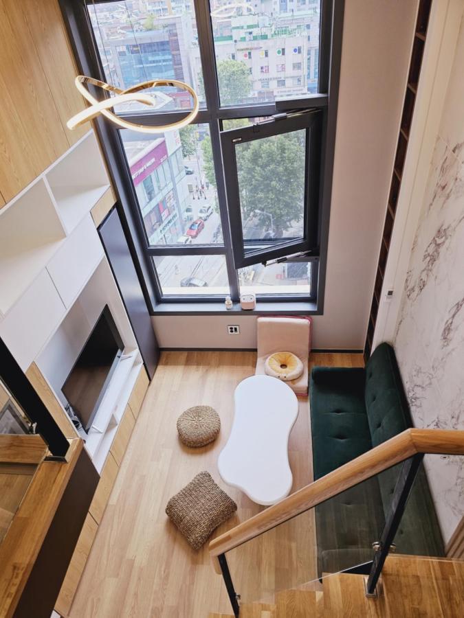 Luxury Near Olympic Park, Asan Medical Center, Lotte World Tower, Free Korean Ramen Seoul