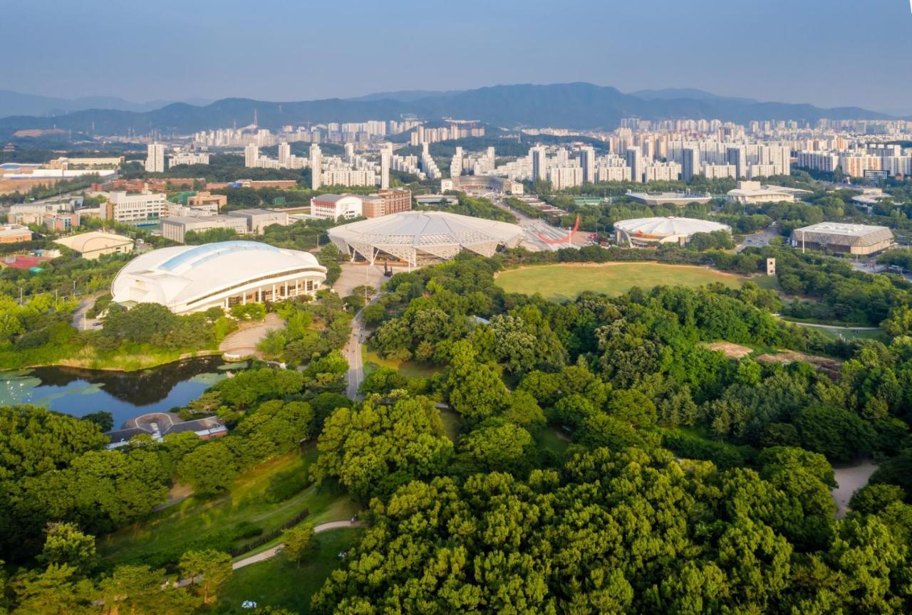 Apartment Luxury Near Olympic Park, Asan Medical Center, Lotte World Tower, Free Korean Ramen *